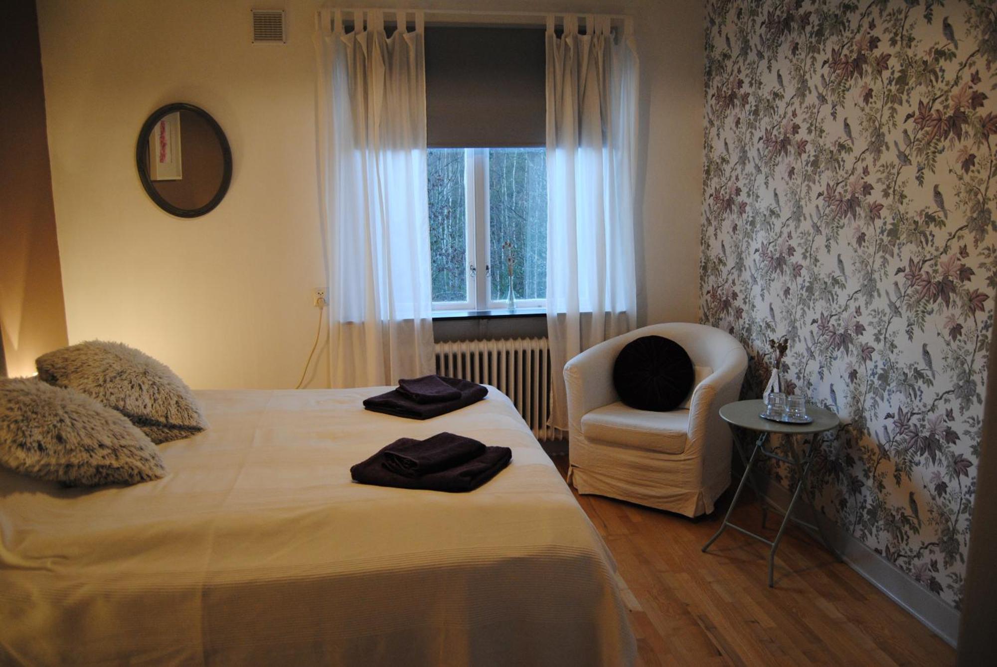 Villa Karlloesa - Bed And Breakfast Målilla Esterno foto