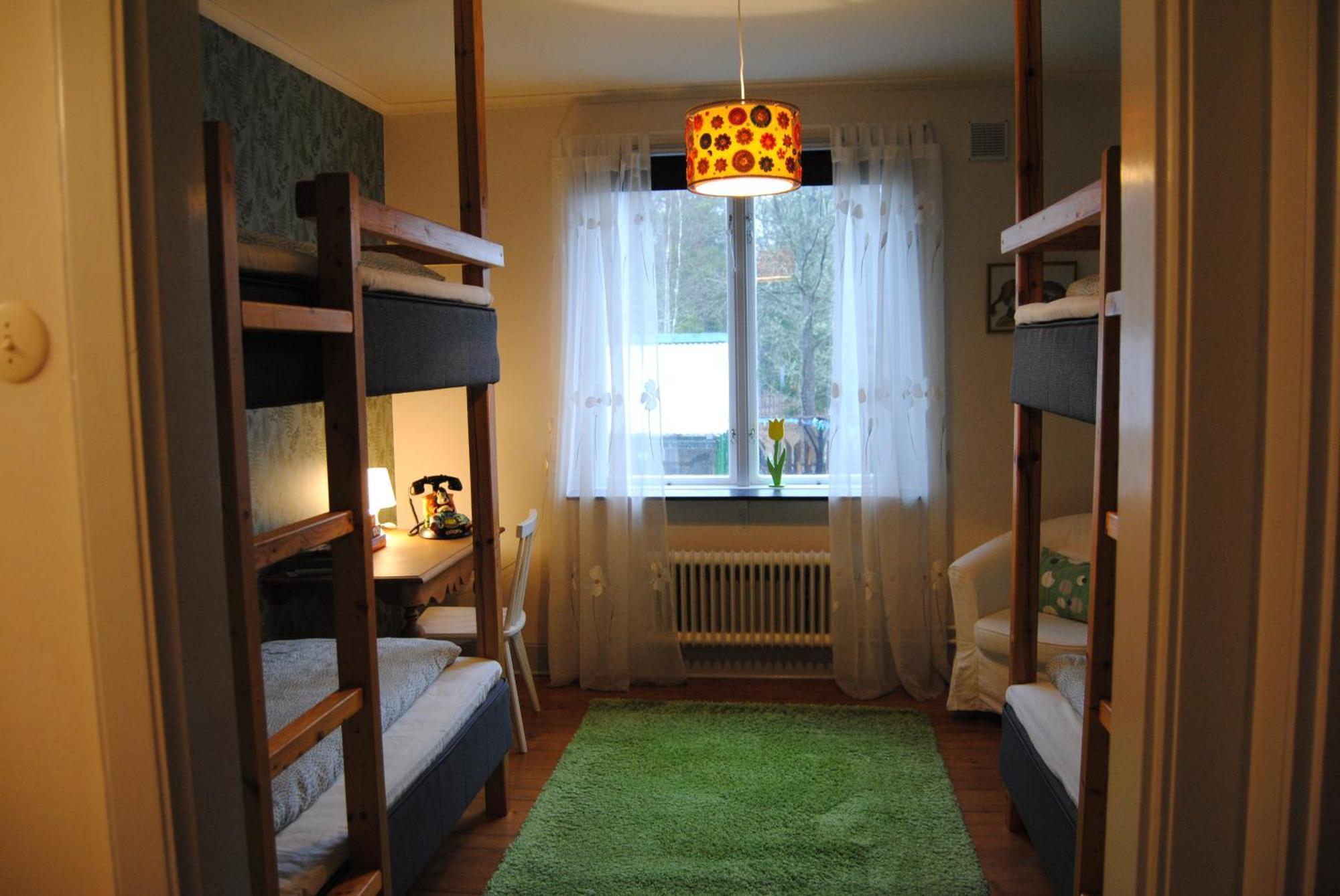 Villa Karlloesa - Bed And Breakfast Målilla Esterno foto
